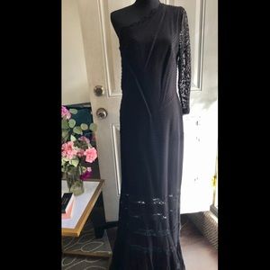 Tadashi Shoji black gown
